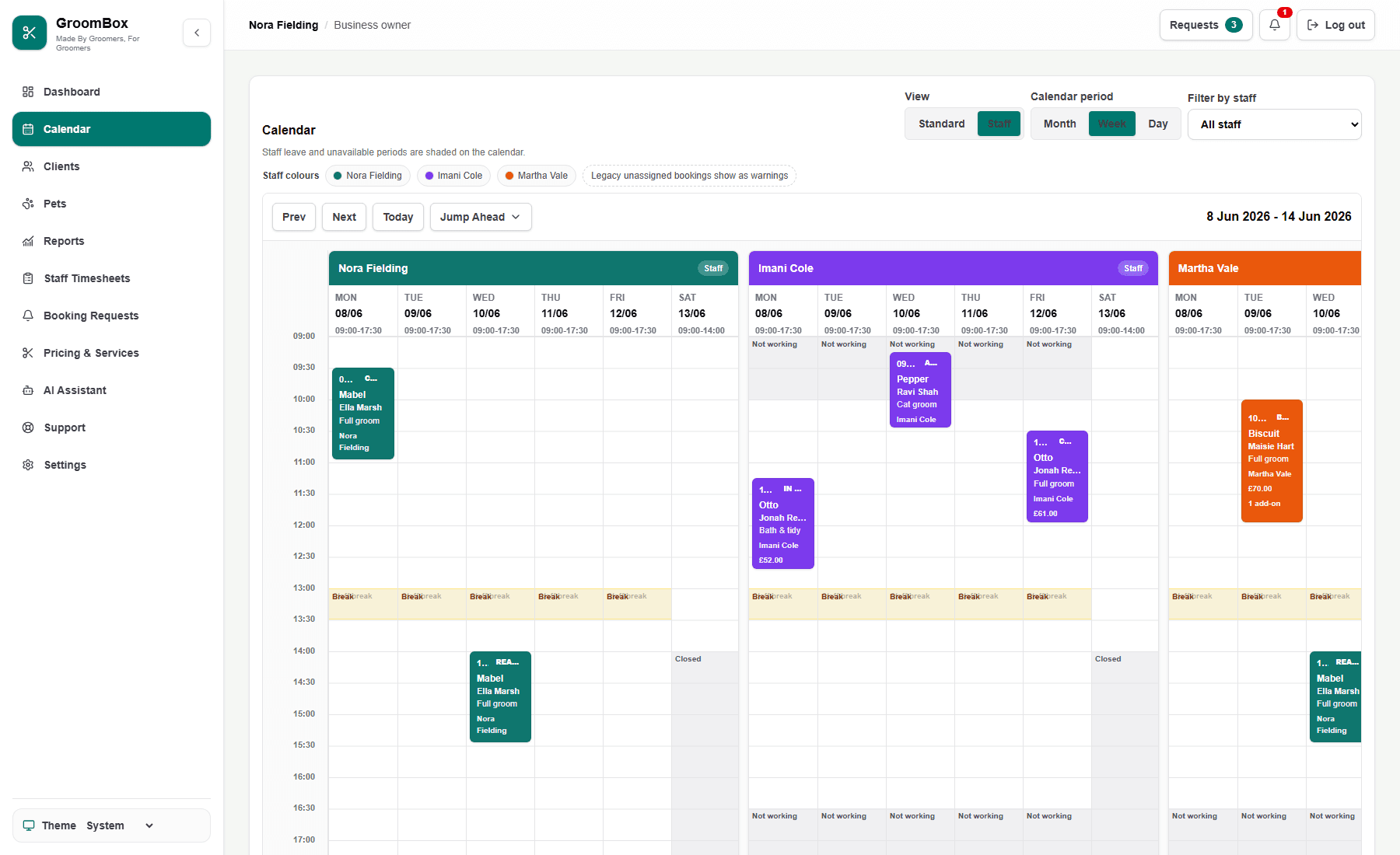 Demo GroomBox staff week calendar showing fictional grooming appointments, staff colours and appointment cards. (light mode demo).